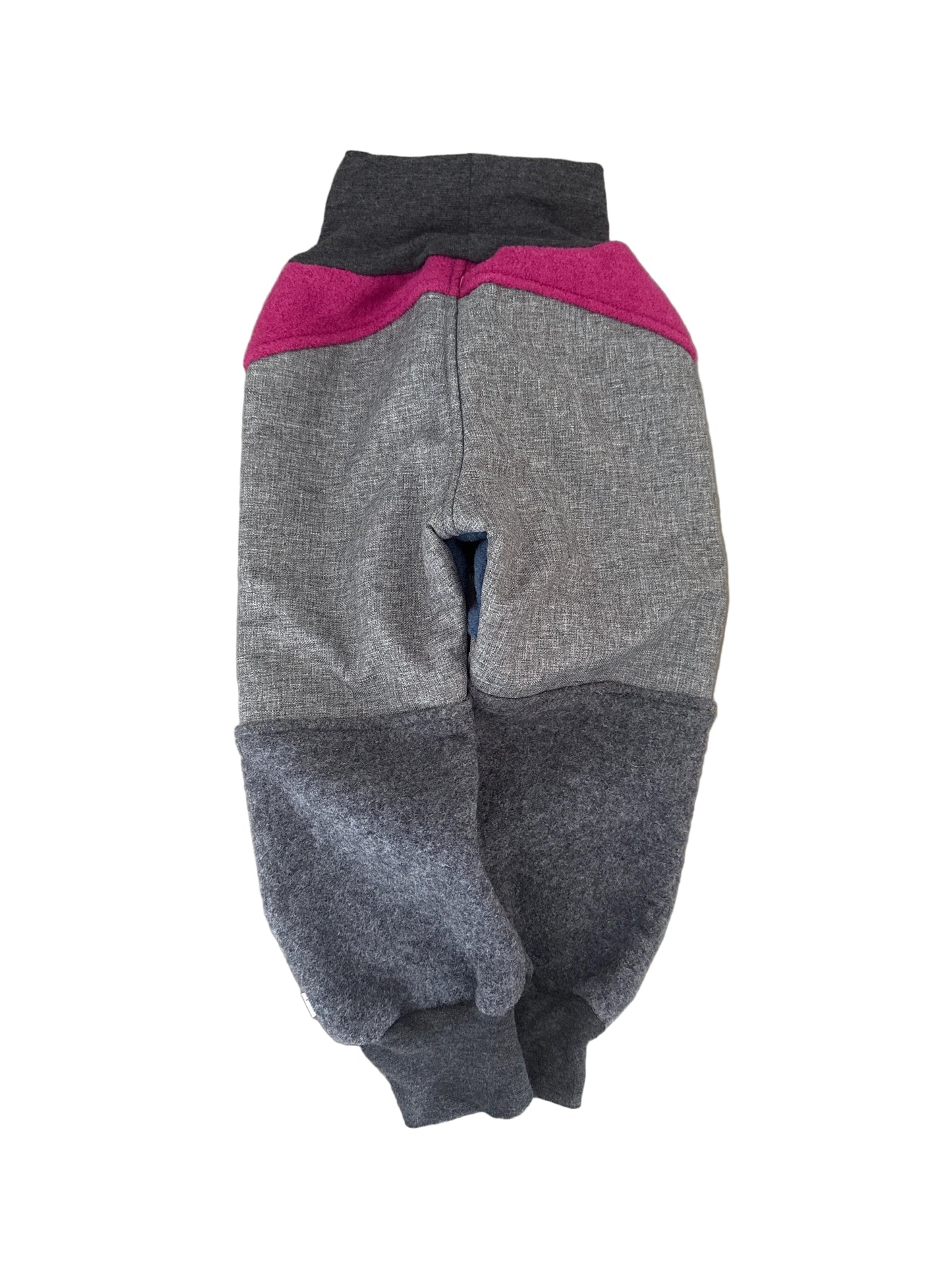 Sofort verfügbare Tobehose aus Wollwalk Gr. 98