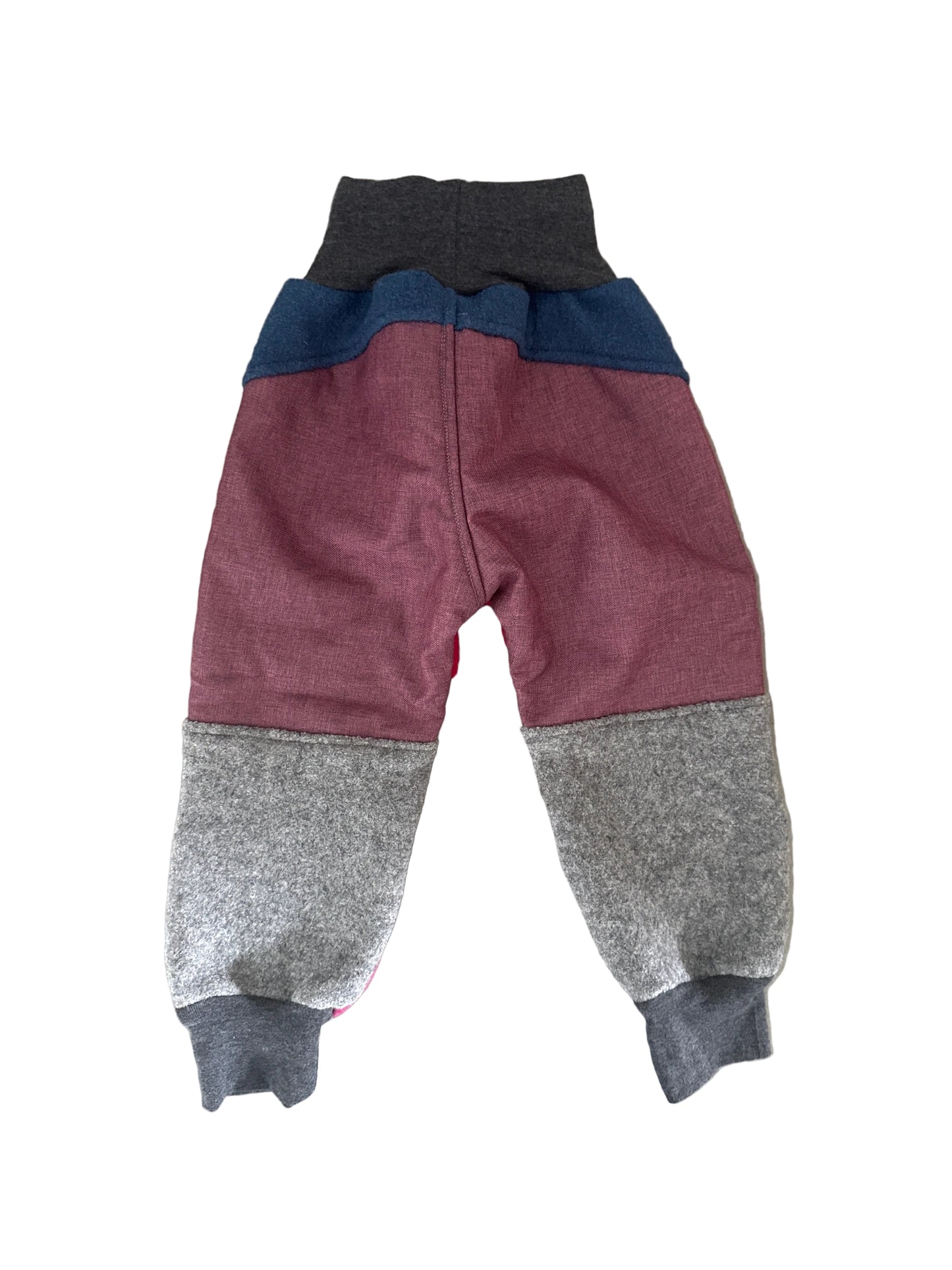 Sofort verfügbare Tobehose aus Wollwalk Gr. 92