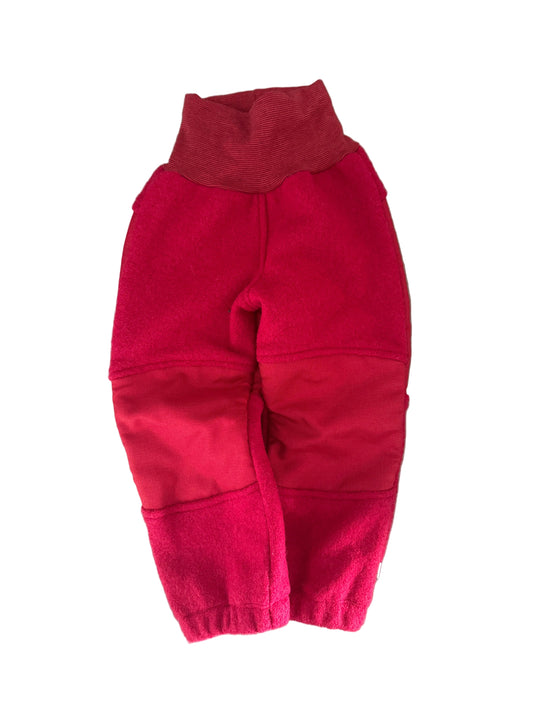 Sofort verfügbare Tobehose aus Wollwalk Gr. 98
