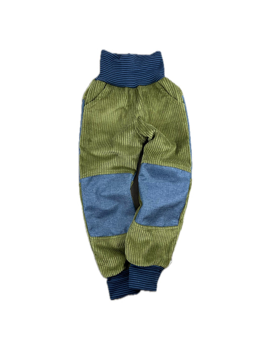 Cordhose für Kinder – Tobehose mit Besatz * Oliv