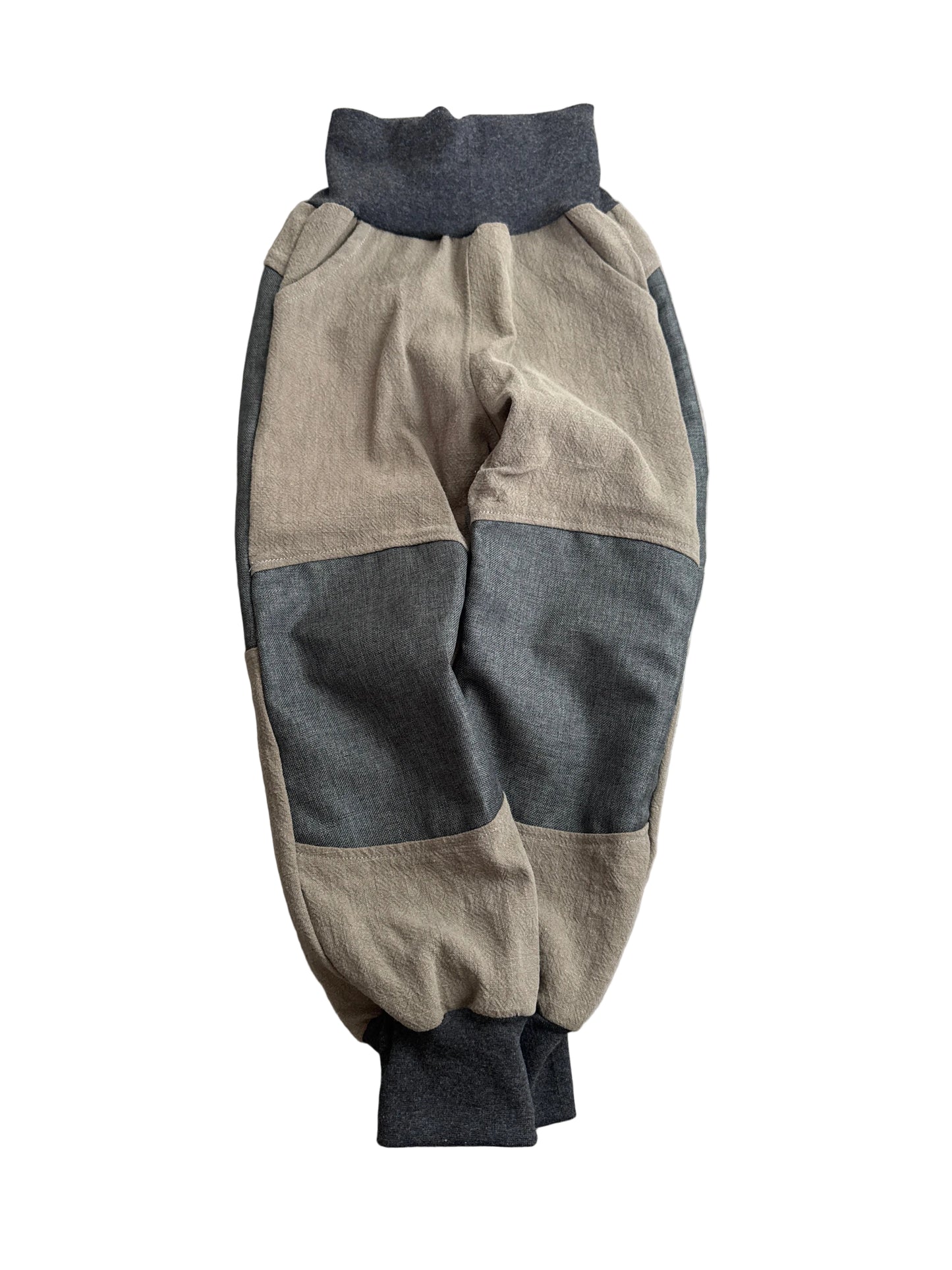 Sofort verfügbare Tobehose aus Leinen | Gr. 110