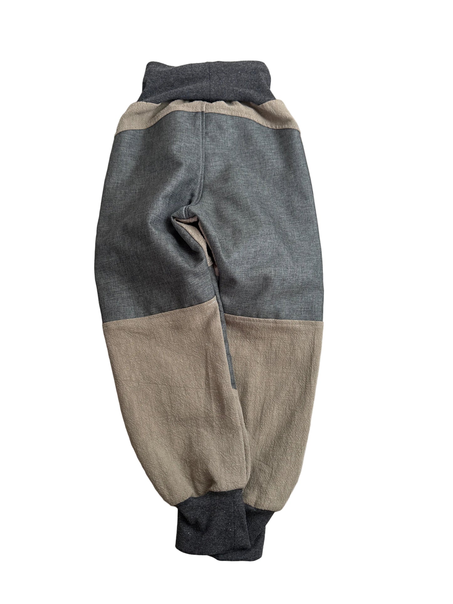 Sofort verfügbare Tobehose aus Leinen | Gr. 110