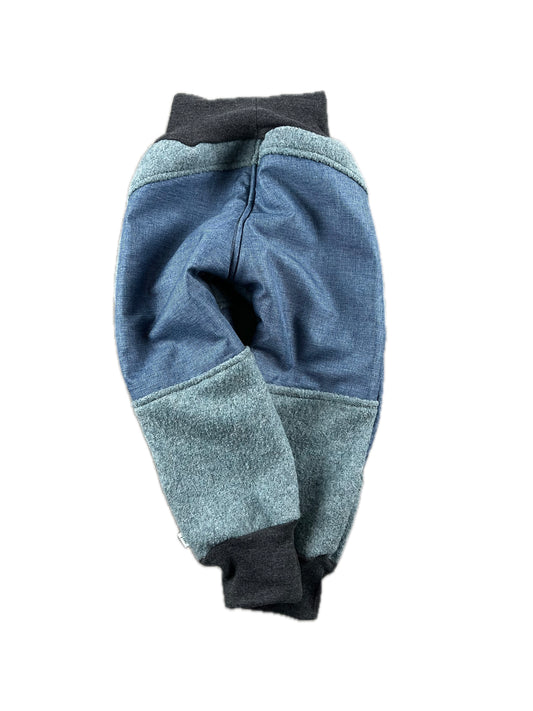 Wollwalkhose für Kinder – Tobehose mit Besatz * Eisblau