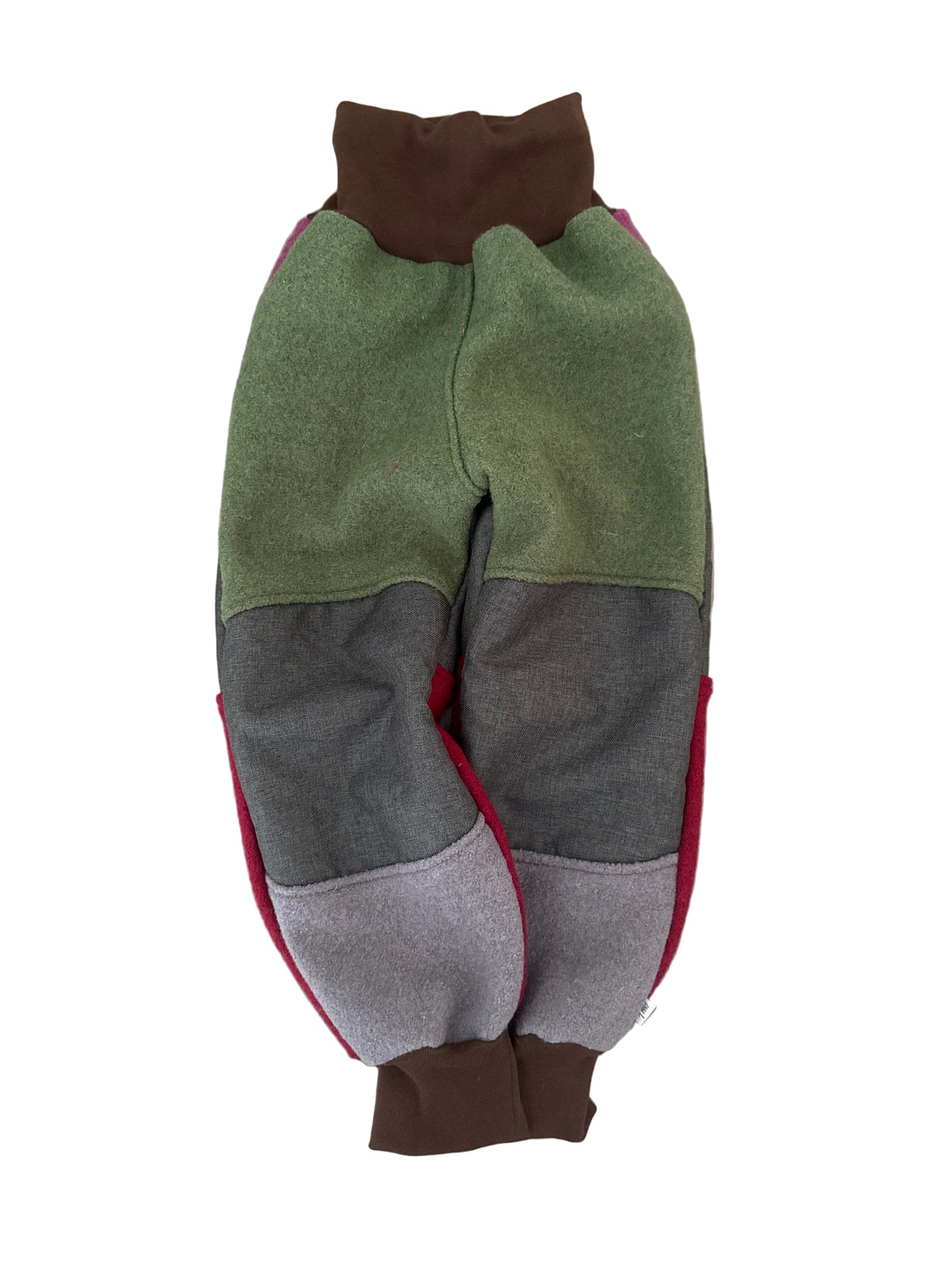 Sofort verfügbare Tobehose aus Wollwalk Gr. 110