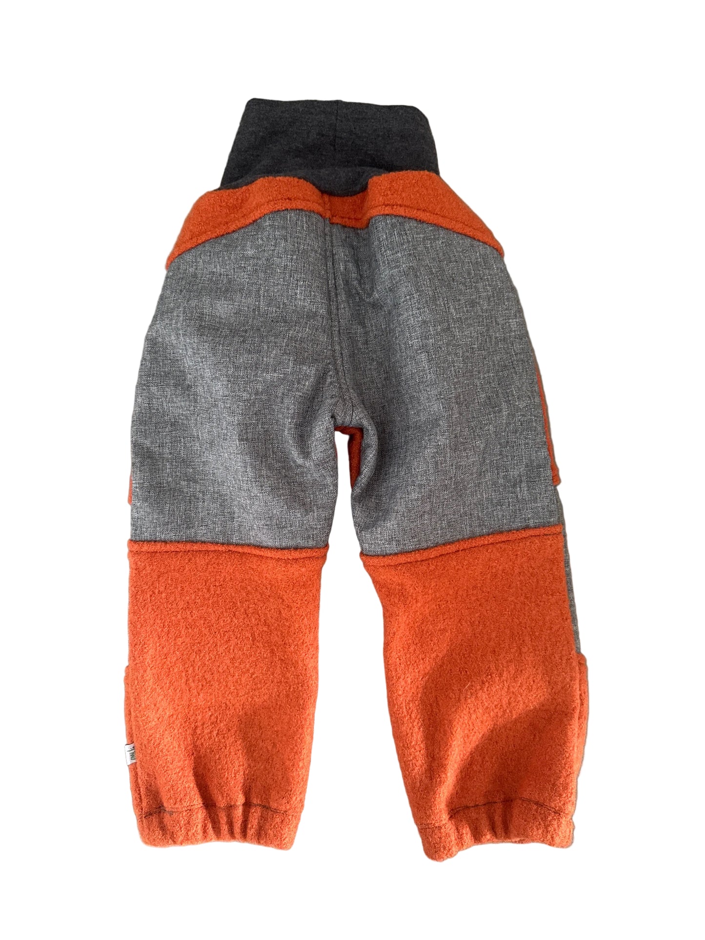 Sofort verfügbare Tobehose aus Wollwalk Gr. 98