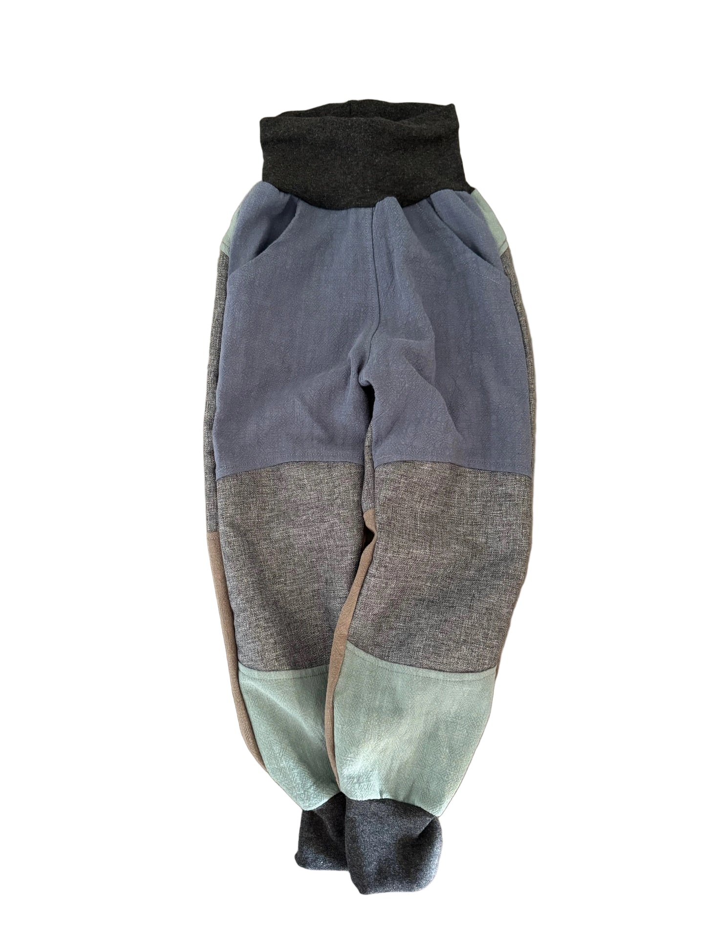 Sofort verfügbare Tobehose aus Leinen | Gr. 110