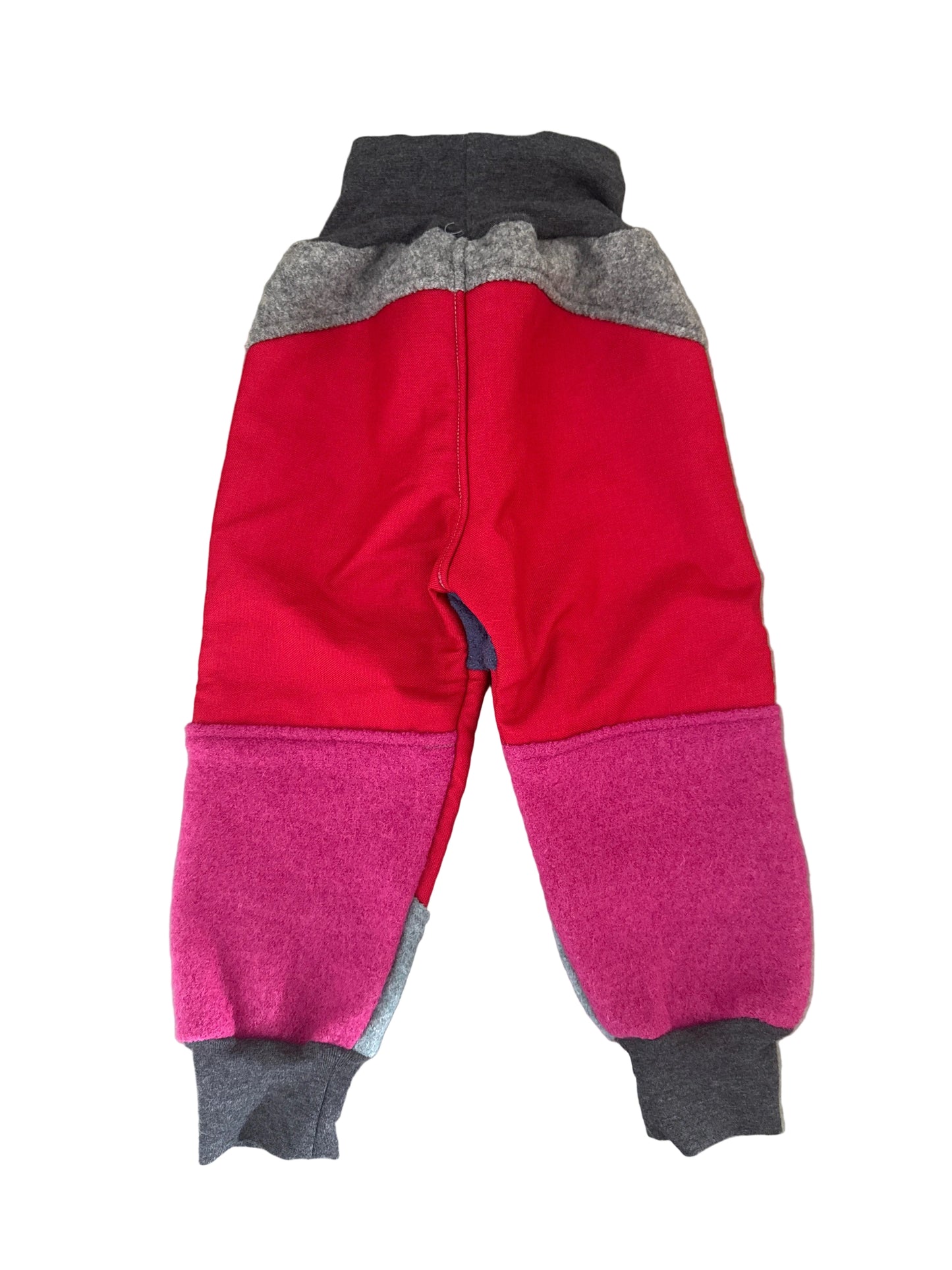 Sofort verfügbare Tobehose aus Wollwalk Gr. 92