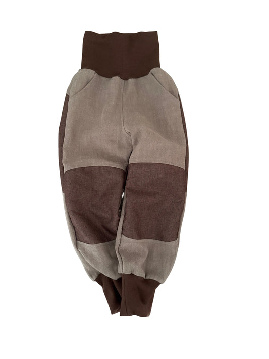 Sofort verfügbare Tobehose aus Leinen | Gr. 98