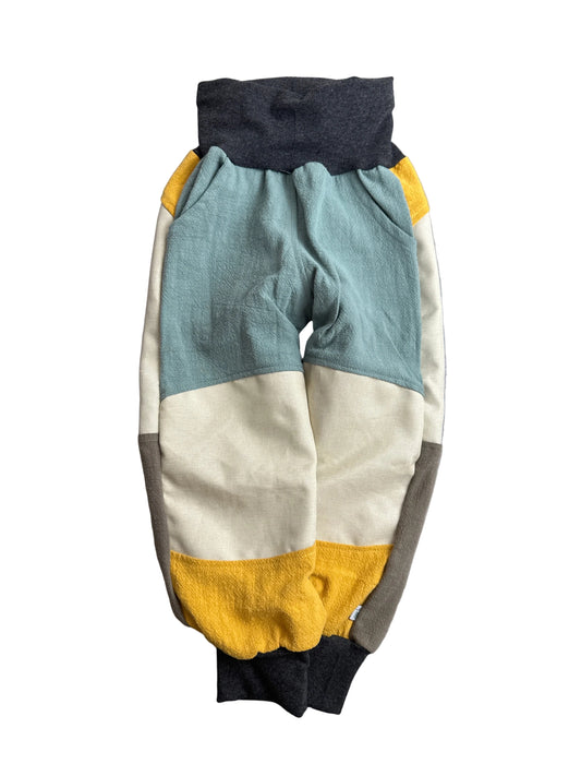 Sofort verfügbare Tobehose aus Leinen | Gr. 98