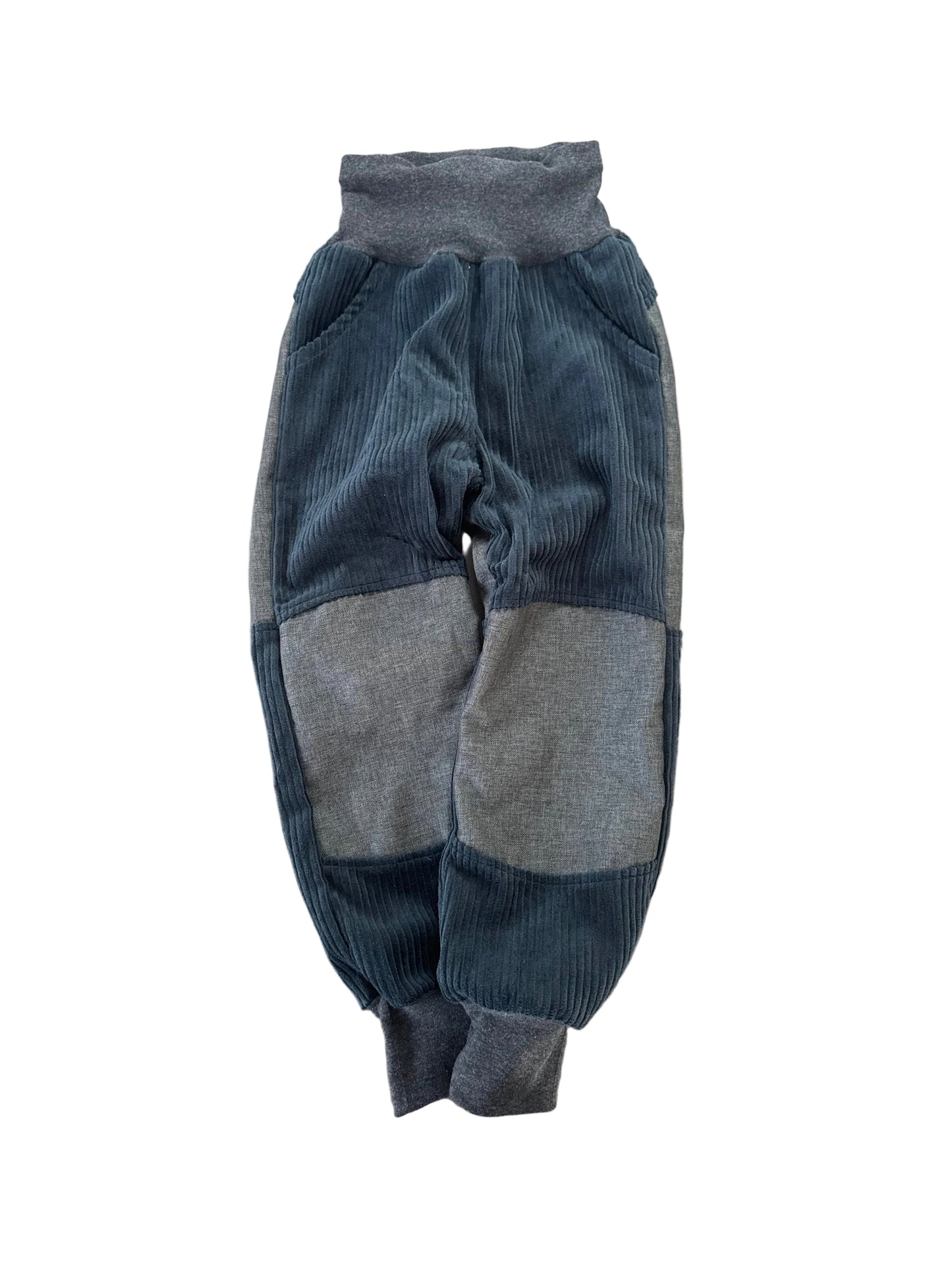 Cordhose für Kinder – Tobehose mit Besatz * Dunkelgrün